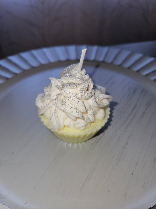 Unscented natural Soy cupcake candle